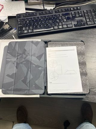 Funda Decoded Piel iPad 2022