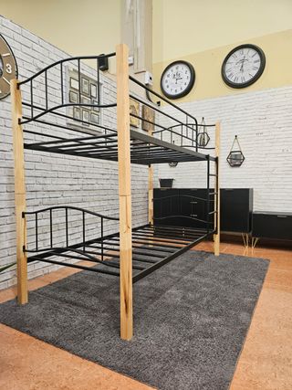 Litera de forja y madera