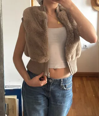 Chaleco Bershka Talla M