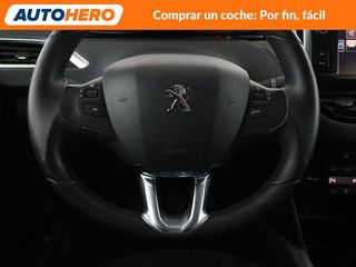 Peugeot 2008 1.2 PureTech Style
