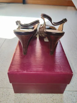 Bolso y Zapatos Gloria Ortiz Marrón Dorado