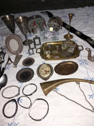 Lote de antigüedades y objetos de colección