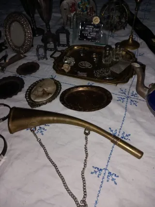 Lote de antigüedades y objetos de colección