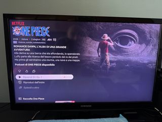 TV Samsung 24 T24D310EW + Realme TV Stick