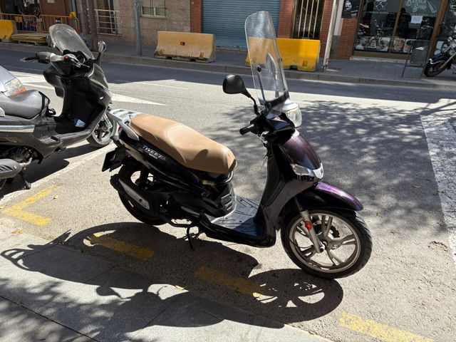 PEUGEOT TWEET 125 Scooter Automática