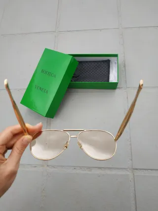 Gafas de sol Bottega Veneta Aviator Sardine Dorada