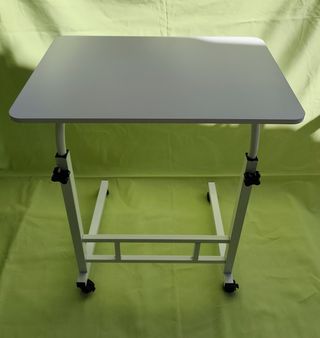 Tavolo ausiliario regolabile con ruote - Nuovo (60 cm)