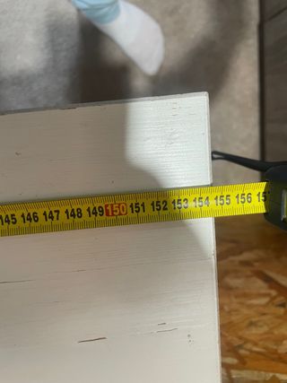 Mueble blanco de madera