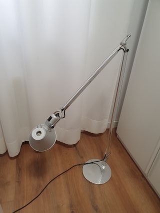 Lámpara de pié Artemide Tolomeo