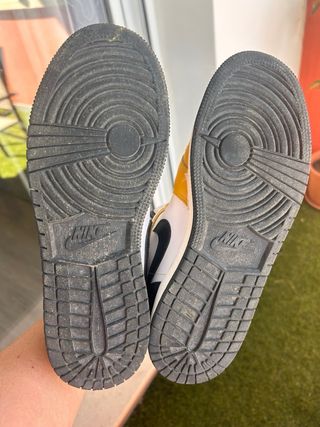 Nike Air Jordan 1 Mid Giallo Nero