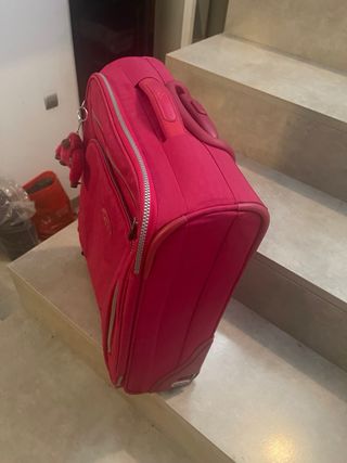 Maleta de cabina Kipling roja