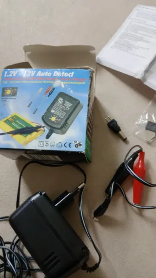 Cargador Baterías 12V Auto Detect