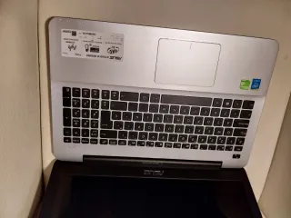 Portátil Asus i7 SSD