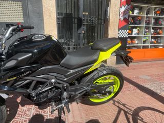 LEONART PULSE 125 2026 NUEVA Negra/Amarilla