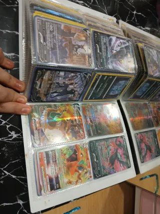 Cartas Pokémon V y VMAX