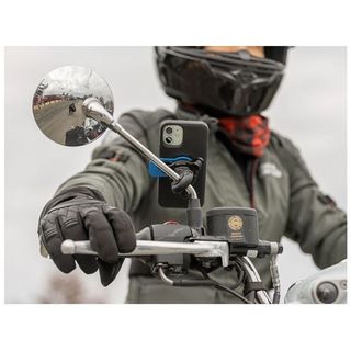 SOPORTE PARA SMARTPHONE PARA ESPEJO RETROVISOR QUAD LOCK