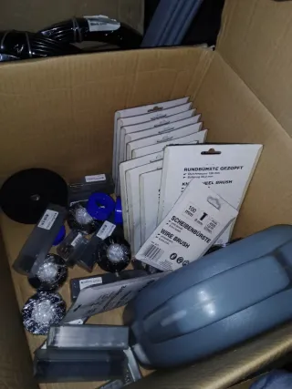 Lote ferretería y accesorios coche