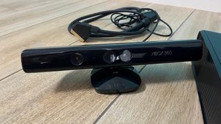 Xbox 360 + 2 controller + Kinect + Giochi