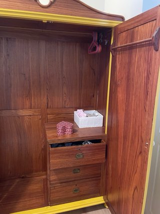 Armario antiguo totalmente reformado. Único