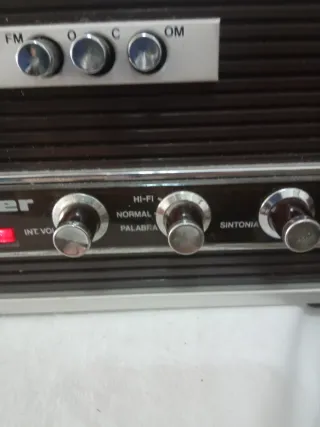 Radio antigua Inter Euromodul 70 Marrón