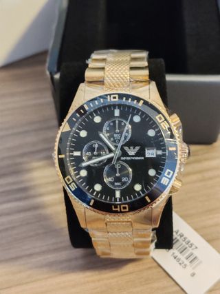 Reloj Emporio Armani Cronógrafo Dorado Negro