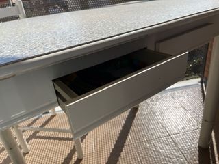 Mesa madera de 110x70 lacada + 4 sillas (opcional)