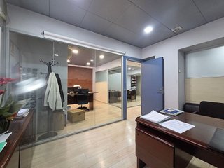 Oficina en alquiler en El Gall en Esplugues de Llobregat
