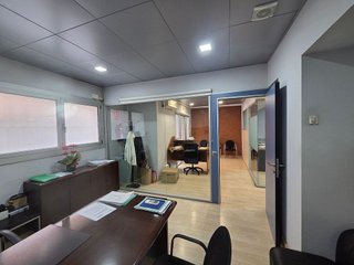 Oficina en alquiler en El Gall en Esplugues de Llobregat