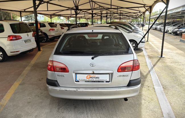 Toyota Avensis Wagon 2.0 D4-D Terra 2000, foto 8