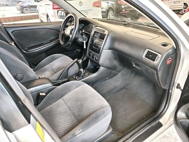 Toyota Avensis Wagon 2.0 D4-D Terra