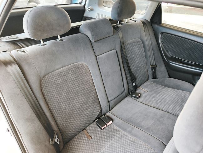 Toyota Avensis Wagon 2.0 D4-D Terra 2000, foto 13