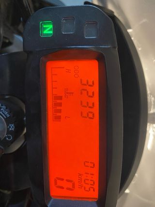 Moto Enduro UM DSR 125cc 4T Blanca