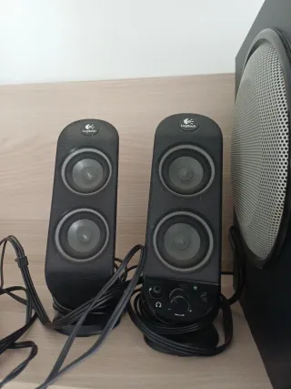 Altavoces 5.1 Logitech