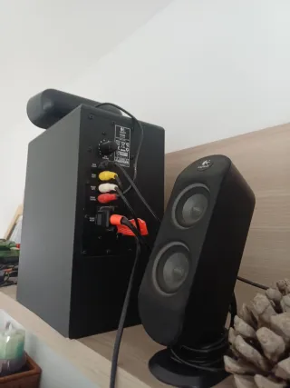 Altavoces 5.1 Logitech