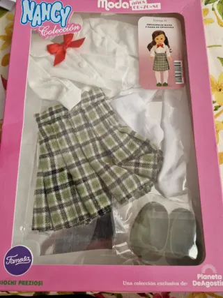 Nancy Conjunto Blusa y Falda Colegiala Años 60-70-