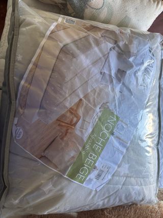 Edredón Beige Cama 1.05