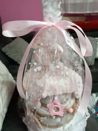 Canastillas , tartas pañales , bebés.