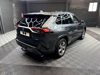 Toyota Rav4 2.5l 220H Advance