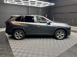 Toyota Rav4 2.5l 220H Advance