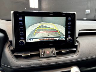 Toyota Rav4 2.5l 220H Advance