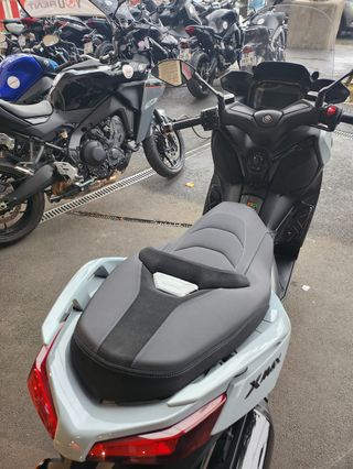 Yamaha XMAX 300 TECHMAX 2025/2026