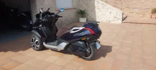 Peugeot Metropolis 400i año 2019 24500km