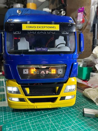 Camion RC MAN TGX Tamiya