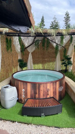 Jacuzzi Lay-Z-Spa Redondo 5-7 Personas