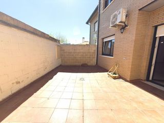 Casa adosada en venta en Casarrubios del Monte pueblo en Casarrubios del Monte