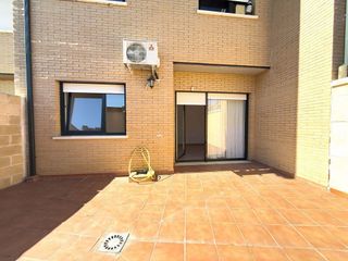 Casa adosada en venta en Casarrubios del Monte pueblo en Casarrubios del Monte