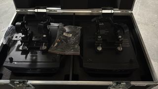 4 Cabezas Móviles Clay Paky Hepikos + 2 Fligh Case