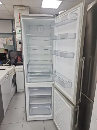 Nevera Grundig 2m x 60cm