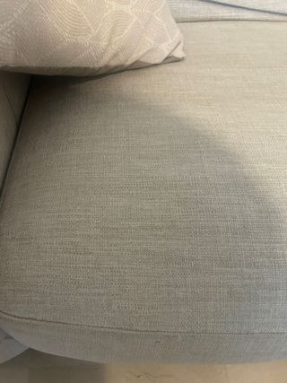 Sofá tres plazas beige