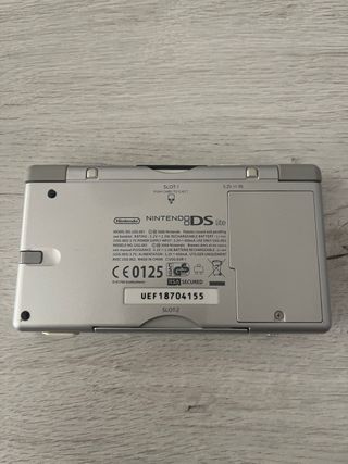 Nintendo DS Lite Plata